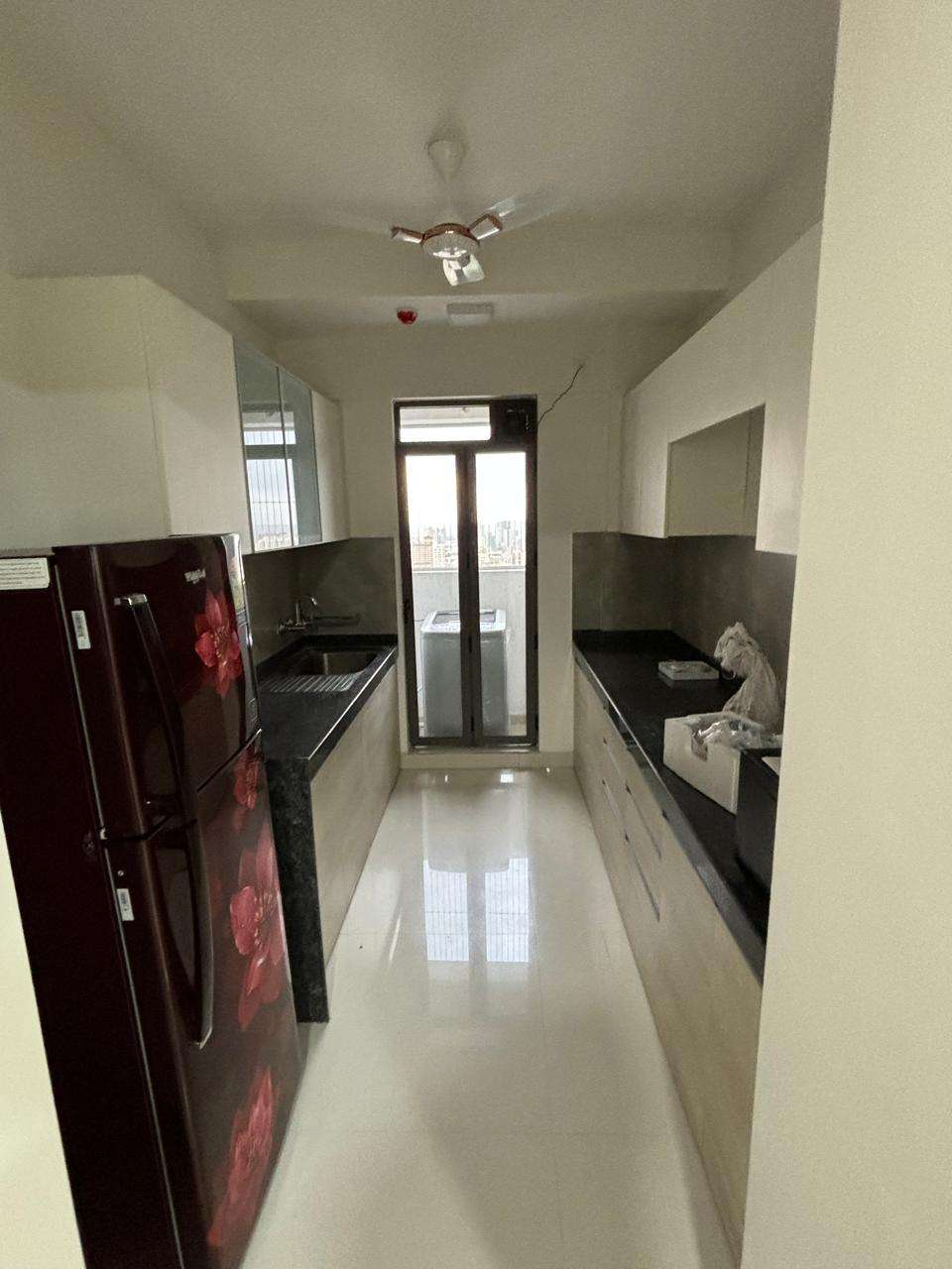 Rustomjee Summit 3 BHK (13)