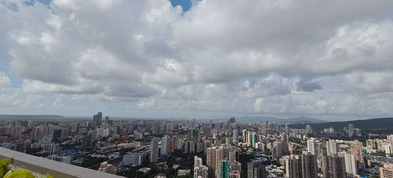 Rustomjee Summit 3 BHK (20)