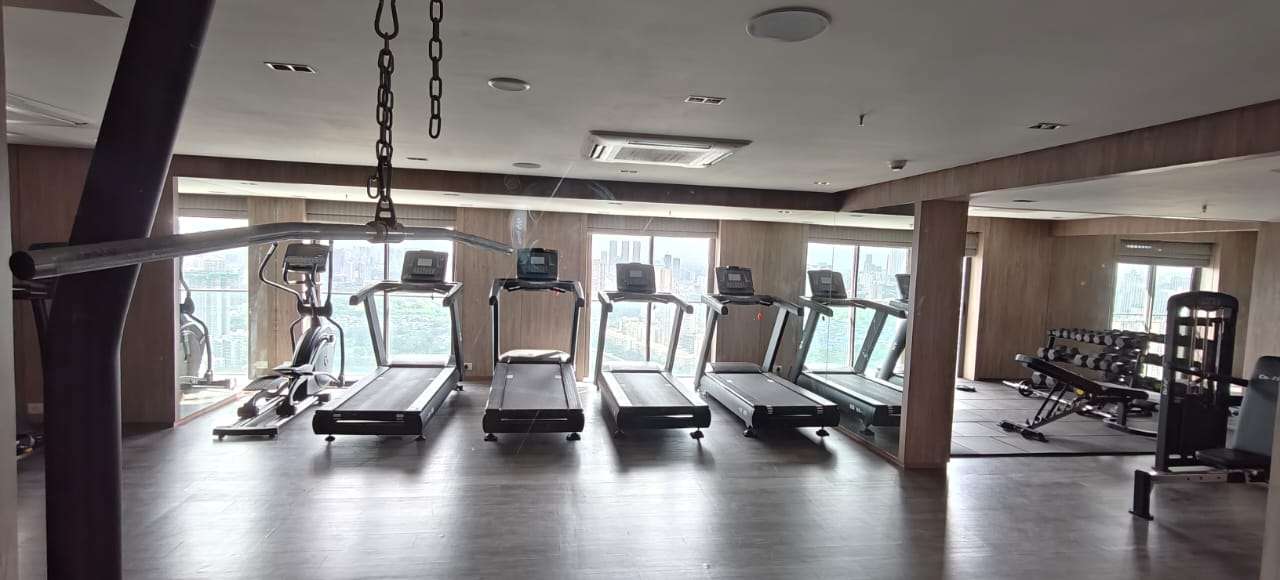 Rustomjee Summit 3 BHK (3)